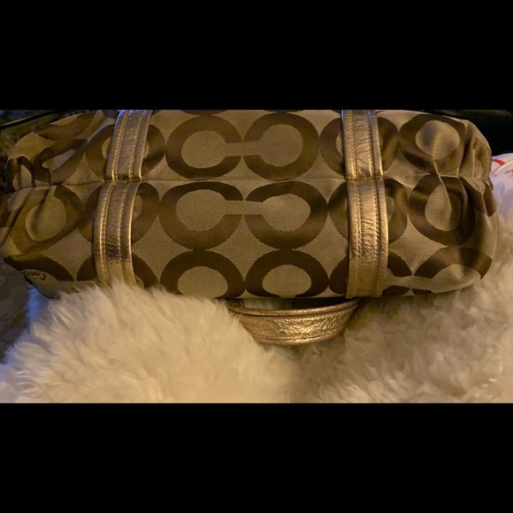 Coach Tote - Picture 8 of 8